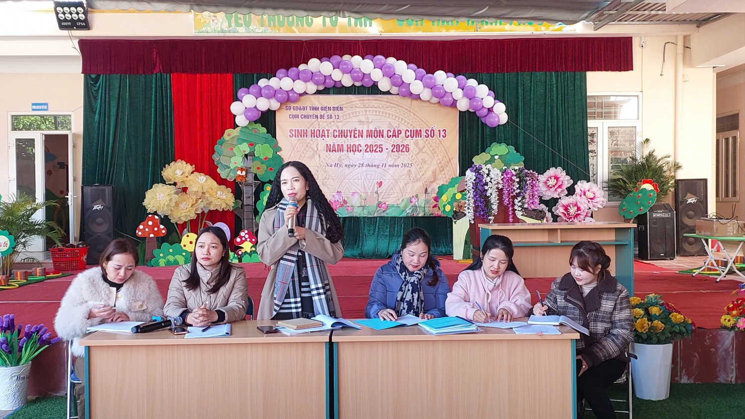 Sinh hoạt chuyên môn cụm số 13 năm học 2025-2026